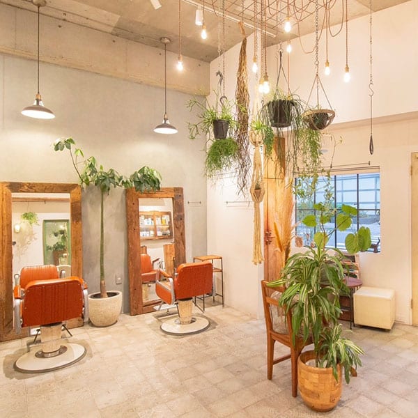 ラタン トゥ ヘアガーデン（東口店）